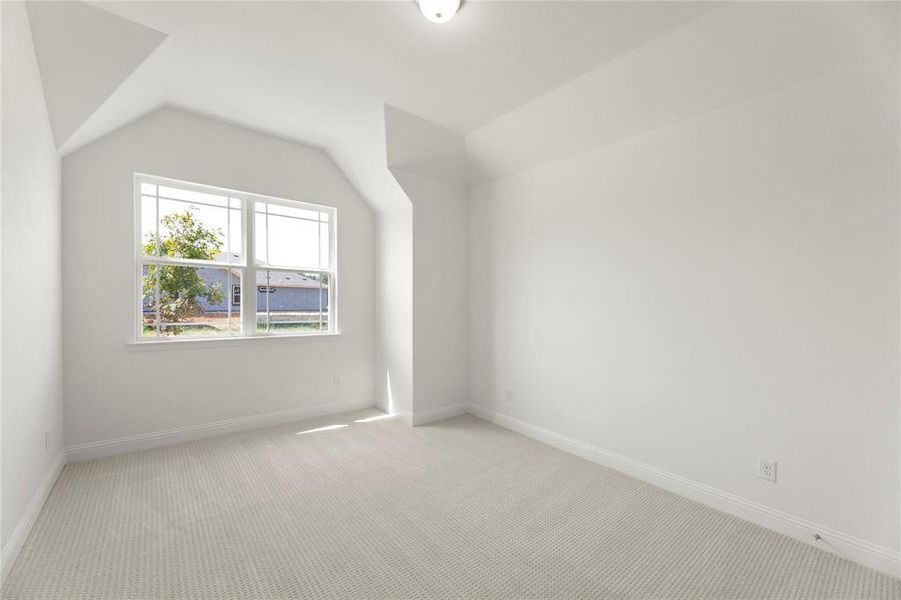 04. 2248 Sesaro - Bed 2 04. 2248 Sesaro - Bed 2