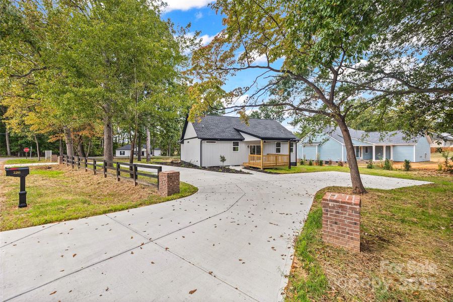 Community amenities in , Rock Hill (Image 12).