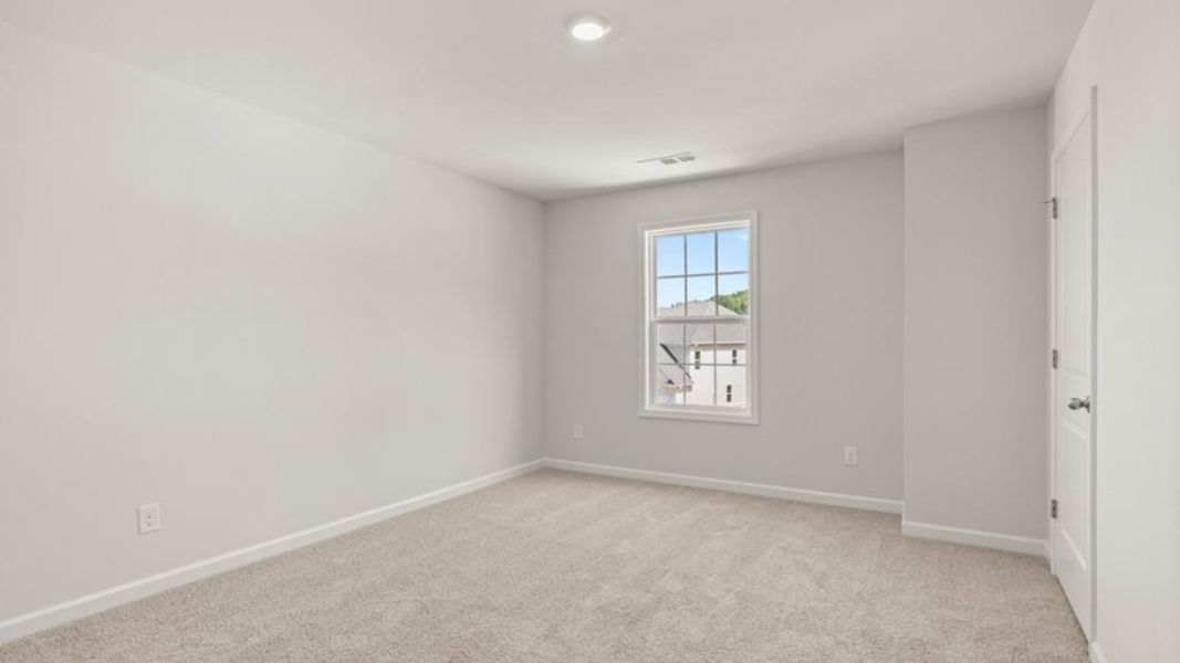 Spacious, unfurnished interior of a new home in Butner Estates, South Fulton (Image 31).