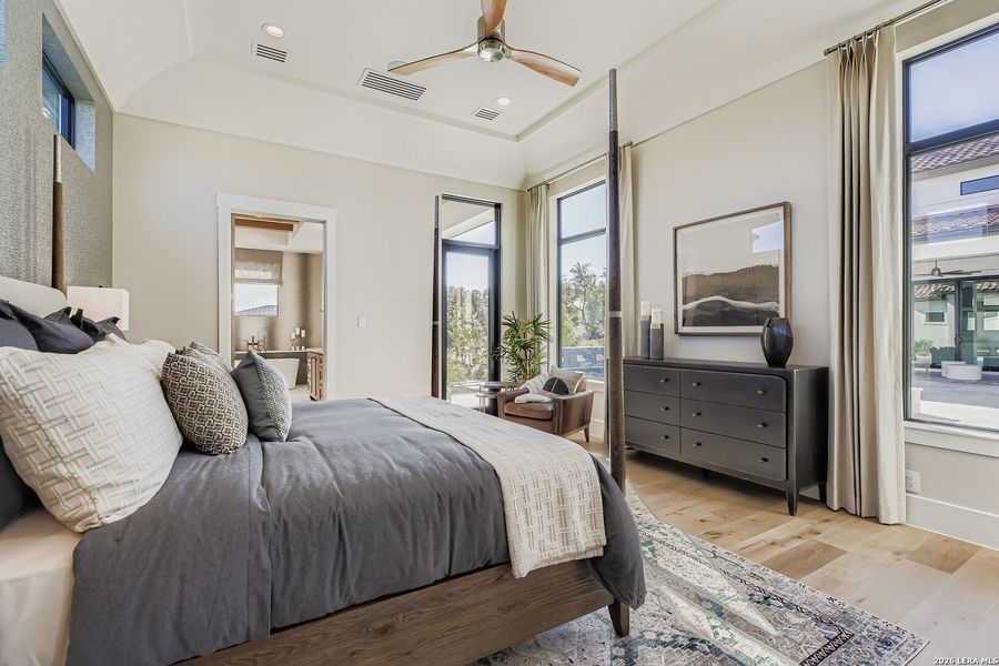 Furnished interior view inside a new home in Pecan Springs, Boerne (Image 6).