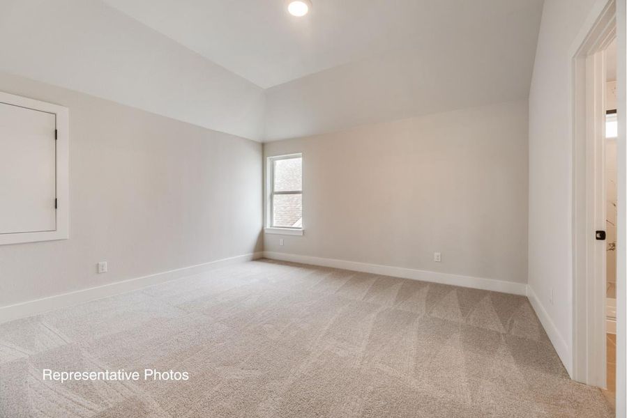 Representative unfurnished interior of a home built from the Grandview by Grand Homes in Grand Estates of Anna, Anna (Image 24).
