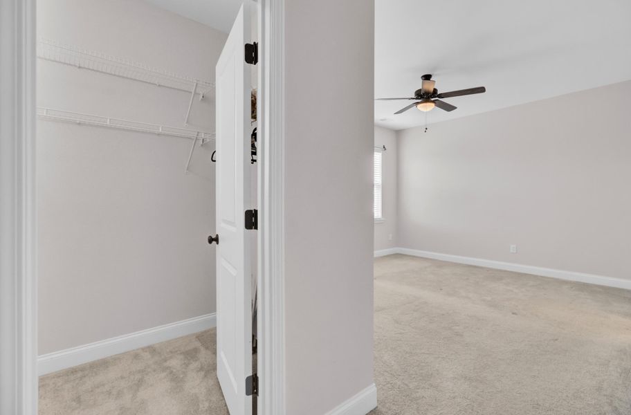 Spacious, unfurnished interior of a new home in , Goose Creek (Image 22).