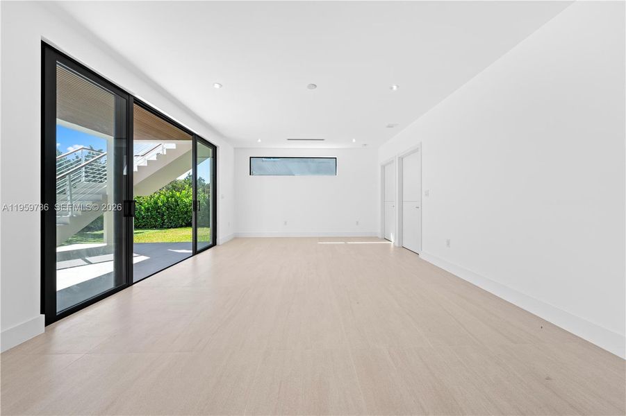 Spacious, unfurnished interior of a new home in , Tavernier (Image 45). Spacious, unfurnished interior of a new home in , Tavernier (Image 45).
