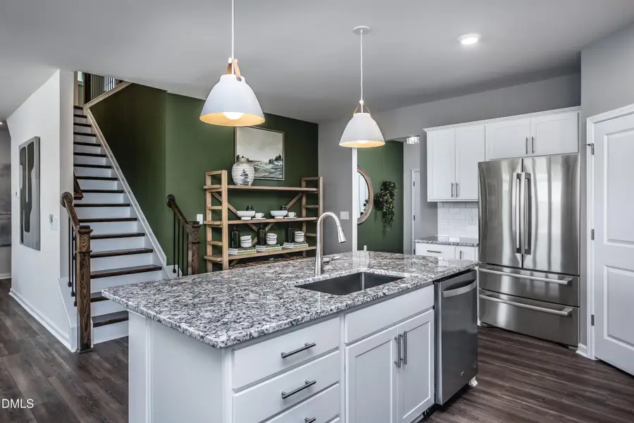 Hampton007 Hampton007