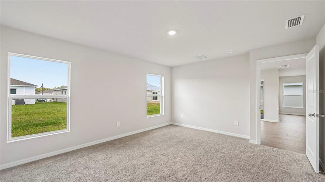Spacious, unfurnished interior of a new home in Rye Crossing, Parrish (Image 34).