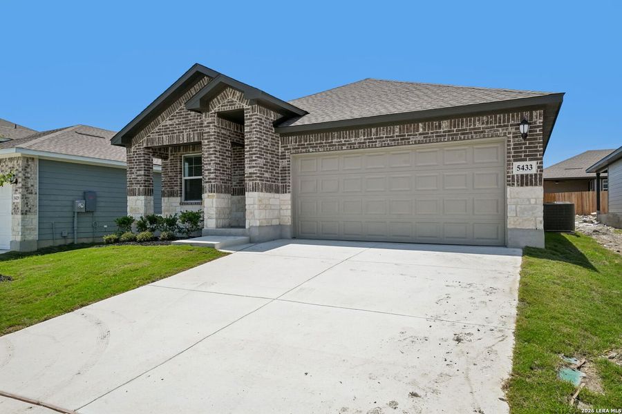 Front exterior of a new home in Stetson Ridge, Marion, TX, highlighting curb appeal (Image 2). Front exterior of a new home in Stetson Ridge, Marion, TX, highlighting curb appeal (Image 2).