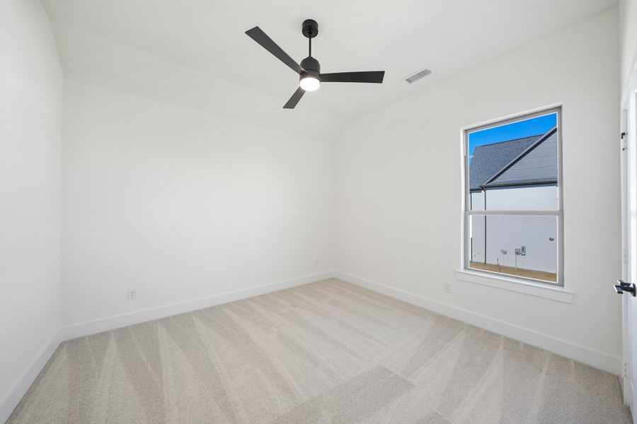 Spacious, unfurnished interior of a new home in Aster Park, McKinney (Image 37). Spacious, unfurnished interior of a new home in Aster Park, McKinney (Image 37).