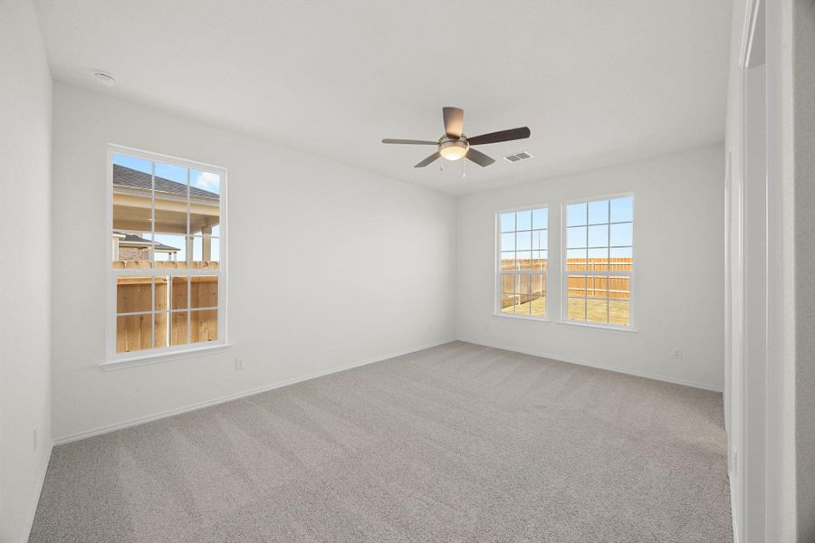 Spacious, unfurnished interior of a new home in Salerno - Heritage Collection, Round Rock (Image 12).