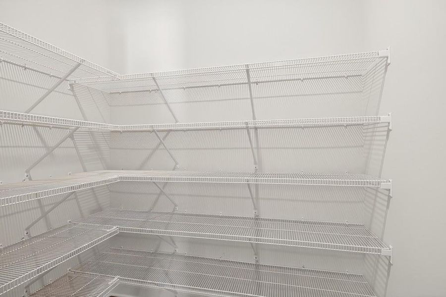 Spacious, unfurnished interior of a new home in Hemingway, Flowery Branch (Image 30).