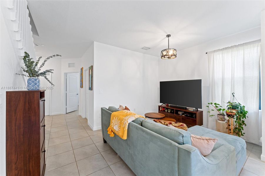 Furnished interior view inside a new home in , Homestead (Image 5).