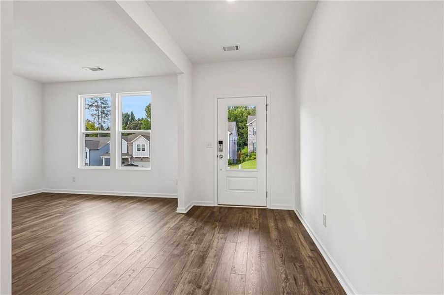 Spacious, unfurnished interior of a new home in Falls Creek, Flowery Branch (Image 32). Spacious, unfurnished interior of a new home in Falls Creek, Flowery Branch (Image 32).