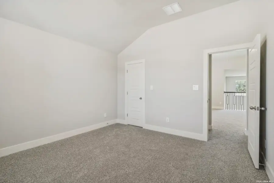 Spacious, unfurnished interior of a new home in Fox Falls, Boerne (Image 21).