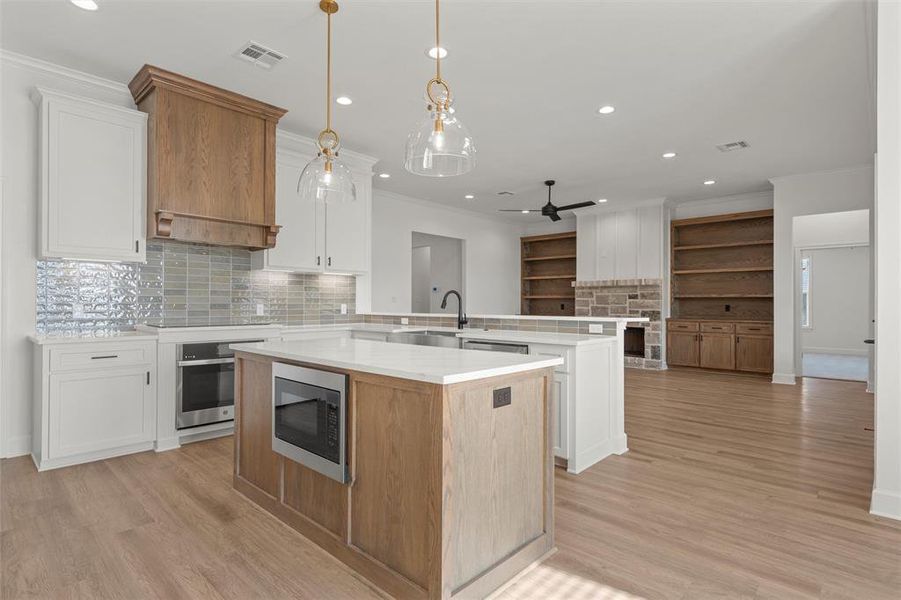 Furnished interior view inside a new home in , Lorena (Image 10).