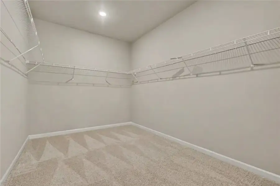 Spacious, unfurnished interior of a new home in , Newnan (Image 37). Spacious, unfurnished interior of a new home in , Newnan (Image 37).