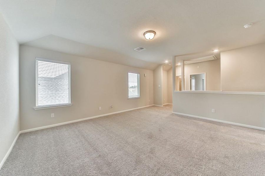 Spacious, unfurnished interior of a new home in Montgomery Ridge: Landmark Collection, Montgomery (Image 36).