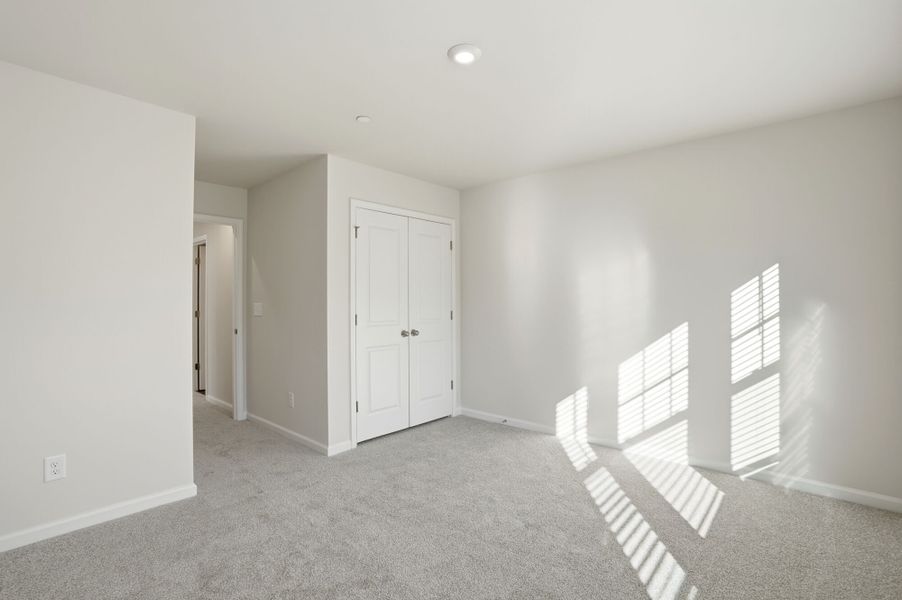 Spacious, unfurnished interior of a new home in Hedgecliff Townes, Kannapolis (Image 21).