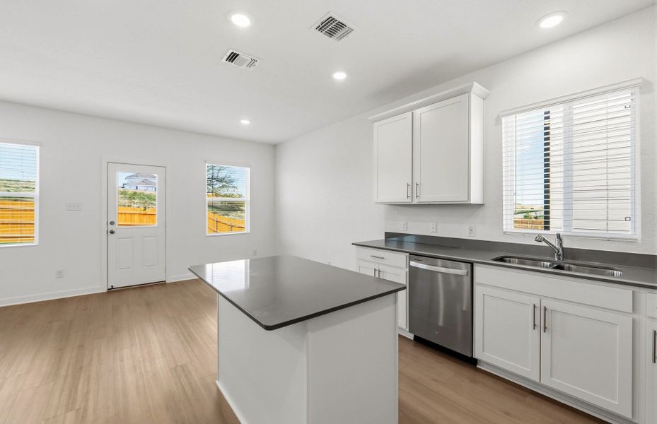 Furnished interior view inside a new home in Skyview, Belton (Image 10).