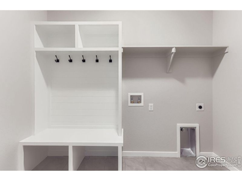 Image 24 of a home in Barefoot Lakes.