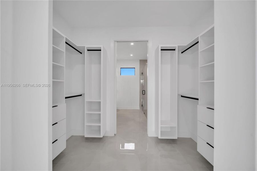 Image 44 of a home in .