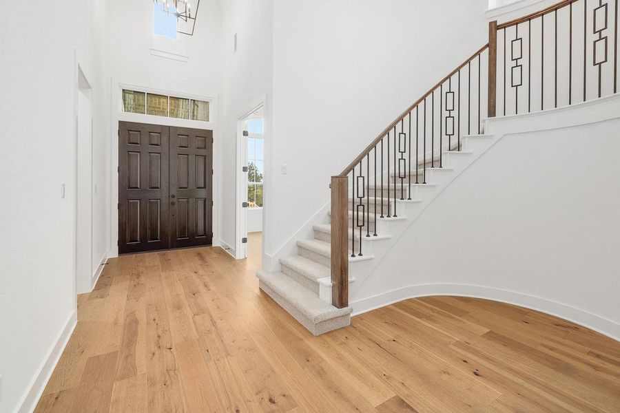 Spacious, unfurnished interior of a new home in Parkside On The River, Georgetown (Image 13).