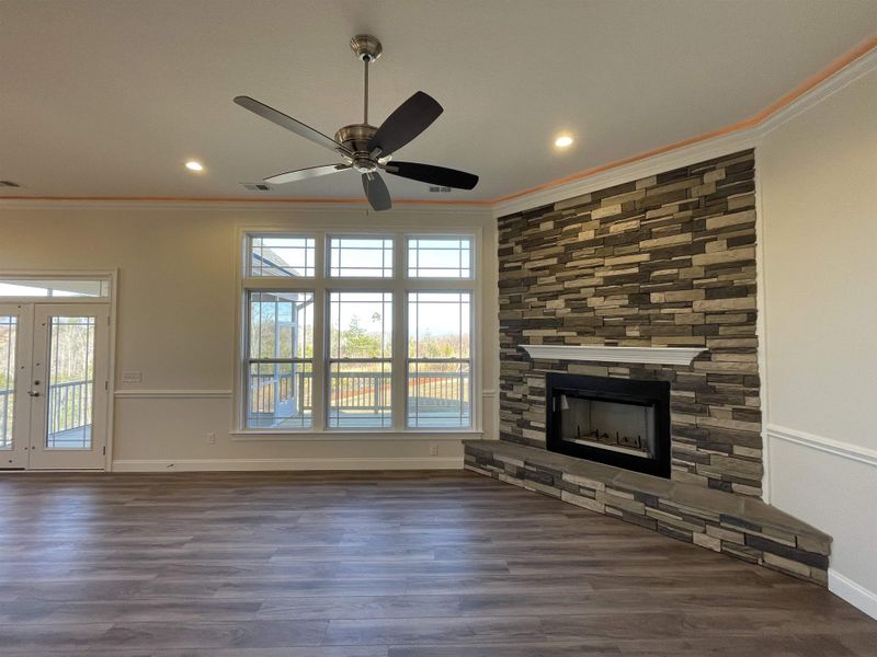 Spacious, unfurnished interior of a new home in Pointe Summit, Slater-Marietta (Image 20).