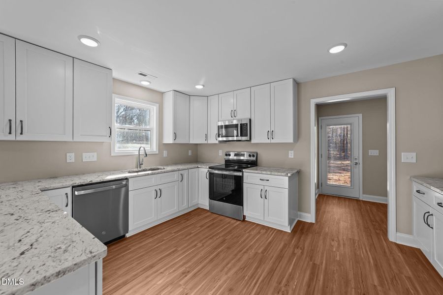 27-web-or-mls-VB4A8381