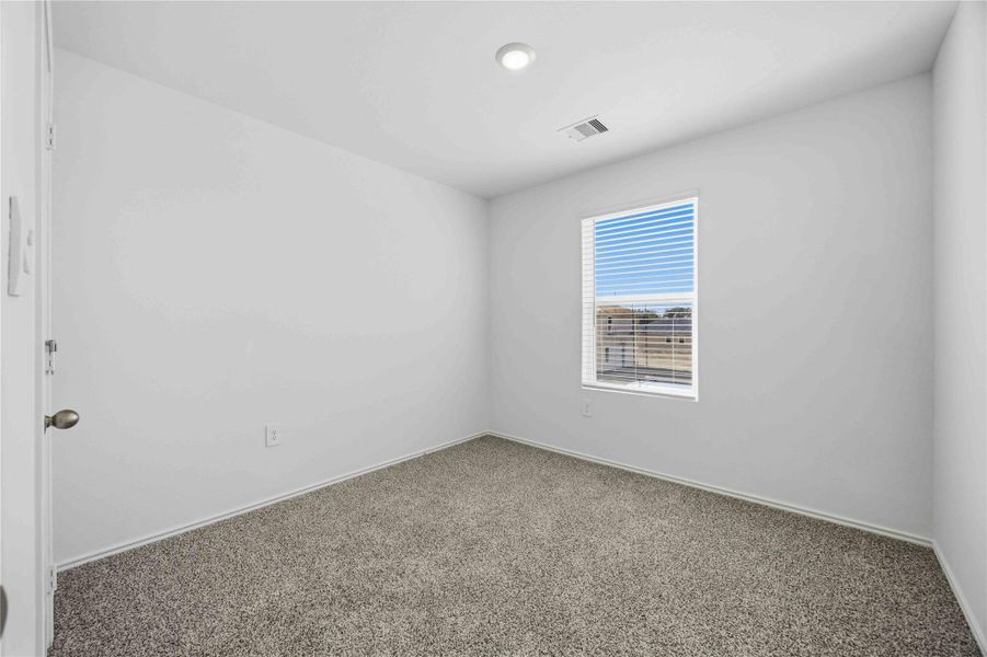Spacious, unfurnished interior of a new home in Legacy Village, Houston (Image 23). Spacious, unfurnished interior of a new home in Legacy Village, Houston (Image 23).