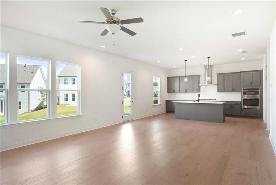Spacious, unfurnished interior of a new home in East Harbor II at Chestatee, Dawsonville (Image 14).