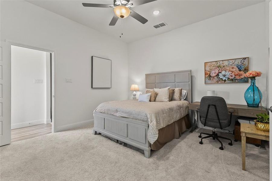 Furnished interior view inside a new home in , Melissa (Image 30).