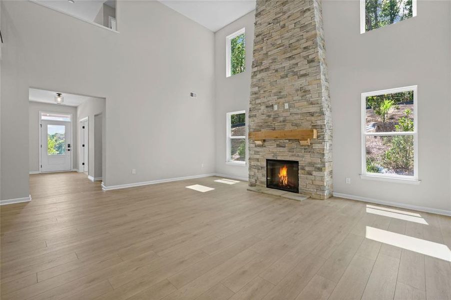 Spacious, unfurnished interior of a new home in Easton Park, Dallas (Image 33). Spacious, unfurnished interior of a new home in Easton Park, Dallas (Image 33).