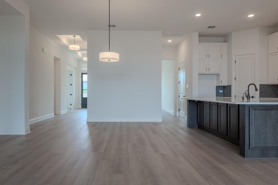 Image 16 representing the Avalon II by Ashton Woods in Waldsanger, New Braunfels, TX. Image 16 representing the Avalon II by Ashton Woods in Waldsanger, New Braunfels, TX.