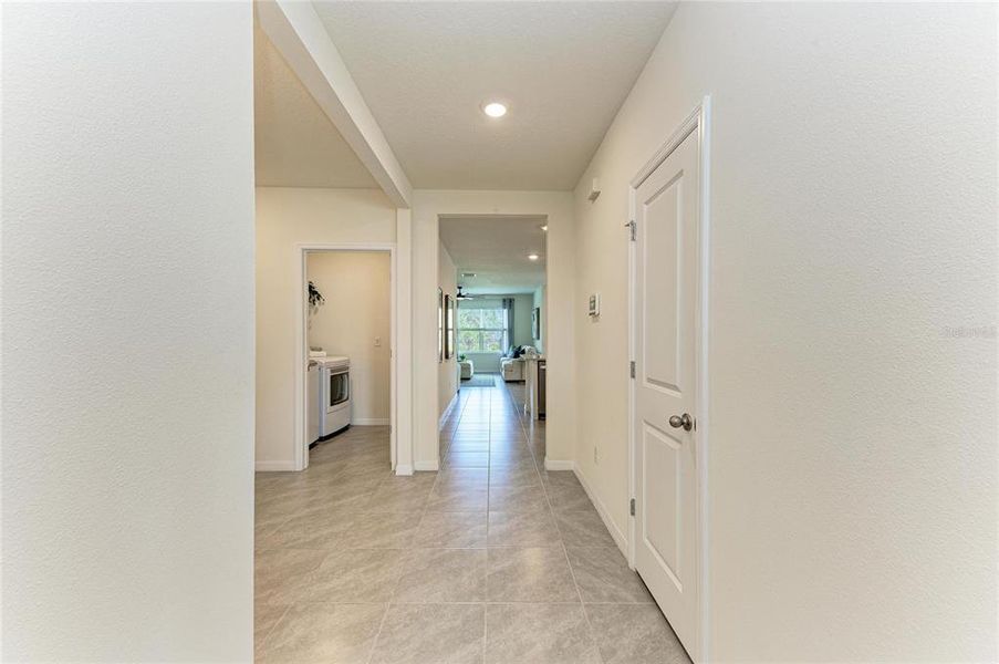 Spacious, unfurnished interior of a new home in Rye Crossing, Parrish (Image 23).