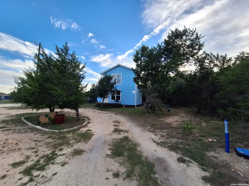 Community amenities in , Spring Branch (Image 21).