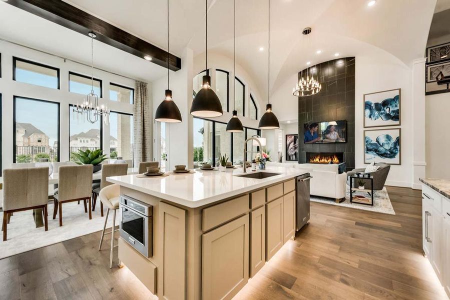 Representative furnished interior of a home built from the Grand Whitehall by Grand Homes in Grand Oaks, Celina (Image 9).