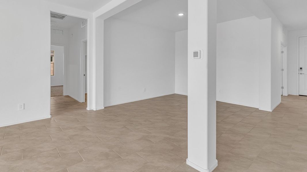 Image 55 representing the Pearl by D.R. Horton in Saguaro Bloom, Marana, AZ.