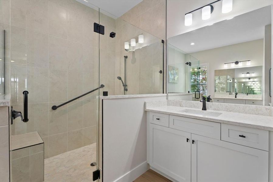 Furnished interior view inside a new home in Gran Place, Venice (Image 19).