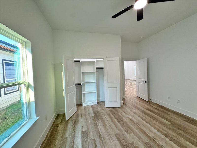 Spacious, unfurnished interior of a new home in , Greenville (Image 26).