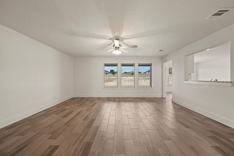 Spacious, unfurnished interior of a new home in Gatlin Ranch, Springtown (Image 20). Spacious, unfurnished interior of a new home in Gatlin Ranch, Springtown (Image 20).