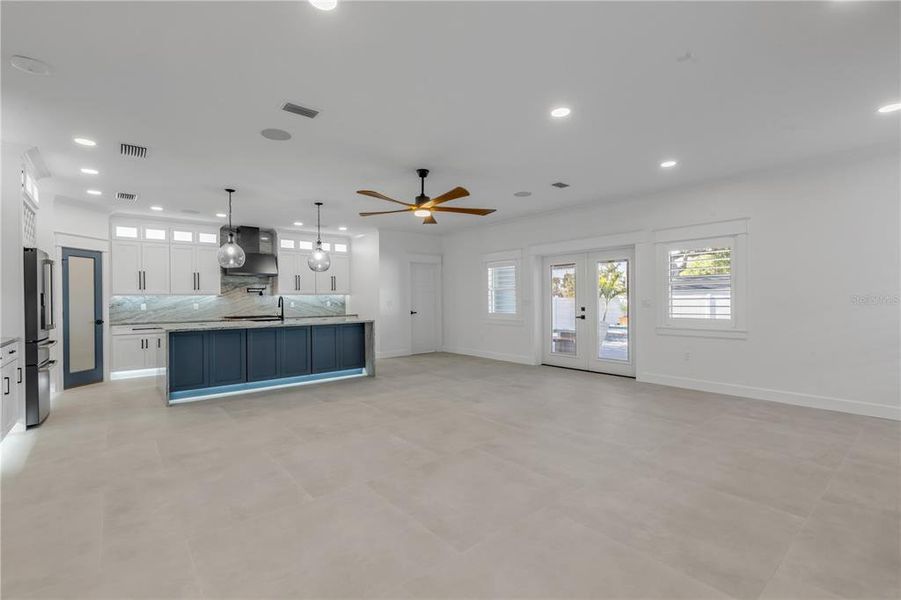 Spacious, unfurnished interior of a new home in , New Smyrna Beach (Image 26).