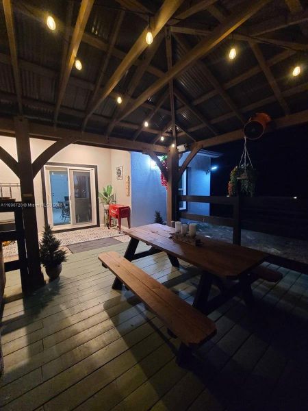 Image 33 of a home in . Image 33 of a home in .