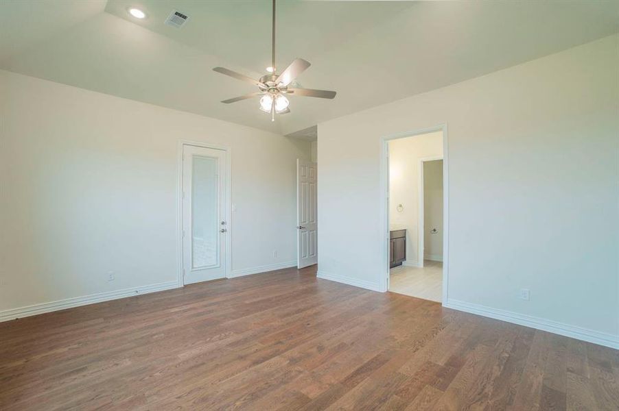 10-web-or-mls-221 marie 10 10-web-or-mls-221 marie 10