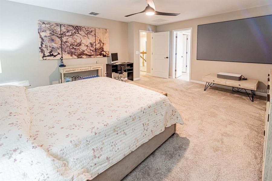 Furnished interior view inside a new home in Seasons at Lakeside Forest, Tavares (Image 53).