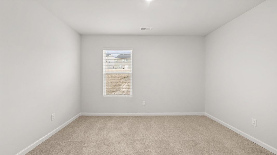Spacious, unfurnished interior of a new home in The Abbey at Trolley Run Station, Aiken (Image 22).
