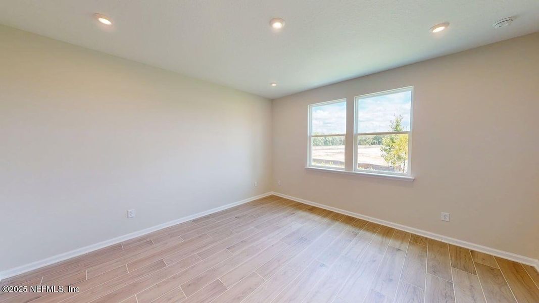 Spacious, unfurnished interior of a new home in RiverTown - WaterSong, St. Johns (Image 15). Spacious, unfurnished interior of a new home in RiverTown - WaterSong, St. Johns (Image 15).