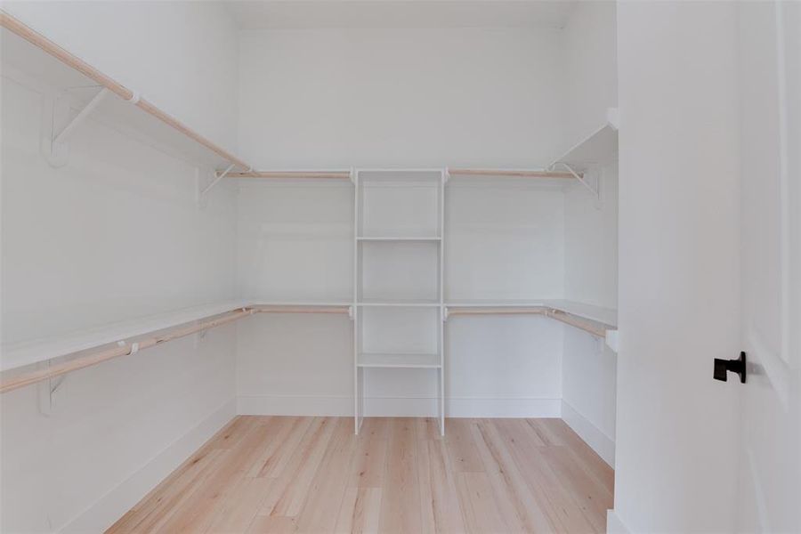 Walk-in closet