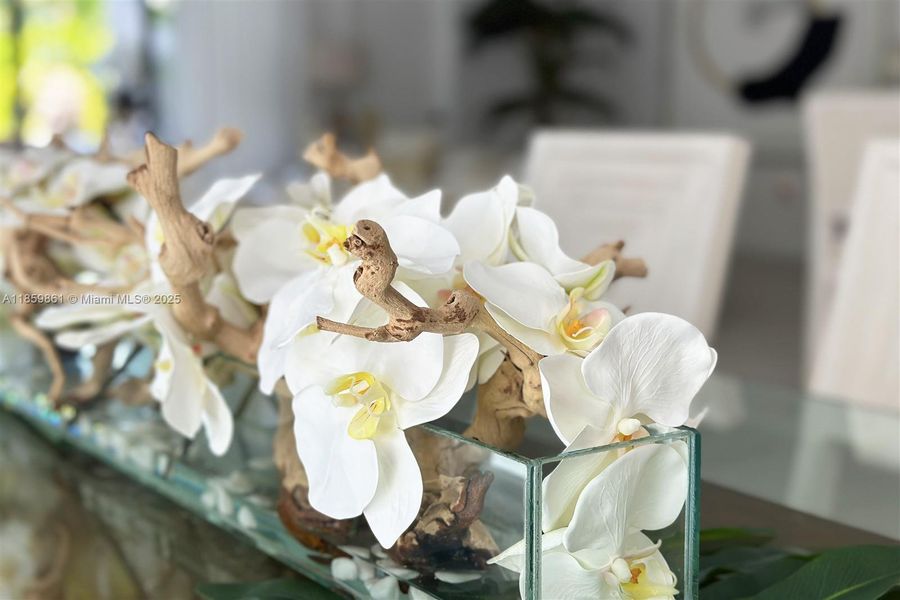 Image 53 of a home in .