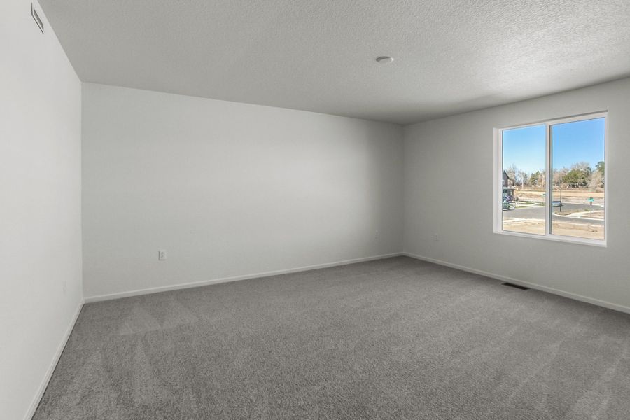 Spacious, unfurnished interior of a new home in Bloom, Fort Collins (Image 22).