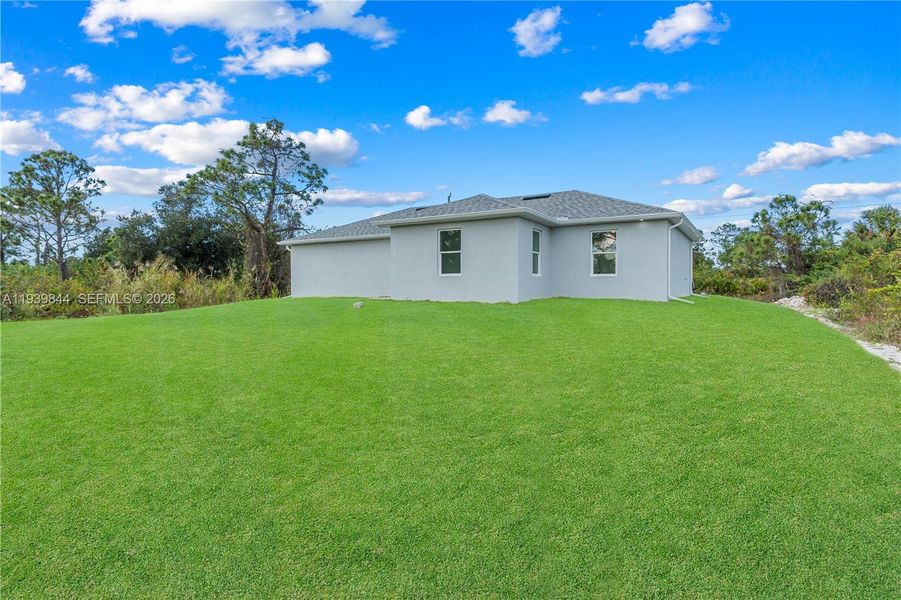Exterior details and patio area of a home in , Lehigh Acres (Image 19).