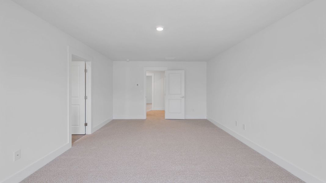 Spacious, unfurnished interior of a new home in Harbor Crest, Ooltewah (Image 19).