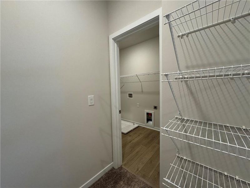 Spacious, unfurnished interior of a new home in Rosewood Lake Preserve, Hoschton (Image 33).